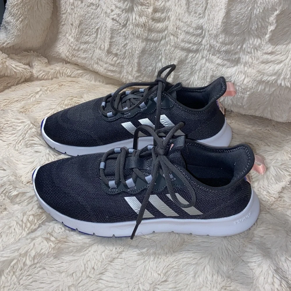 Like new Adidas Nario Move Women’s Shoes
